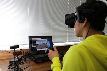 匂いが出るVRデバイス「VAQSO VR」に対応したゲーム発表会レポート